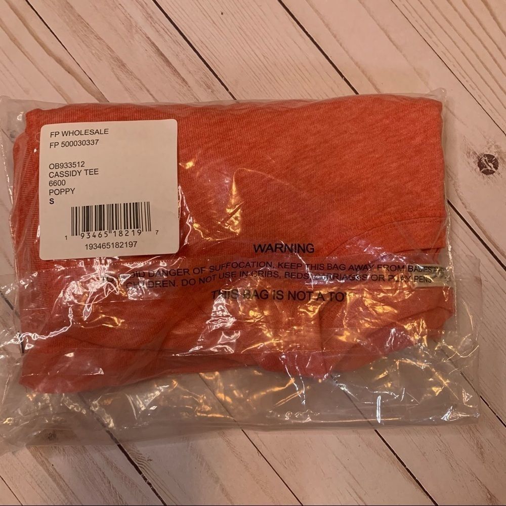NWT Free People Coral/Poppy Short Sleeve Tee - Picture 8 of 8